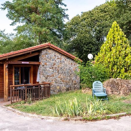 Le Hameau Du Comte De Foix - 11 Chalets En Ariege Меркюс-Гаррабет Экстерьер фото